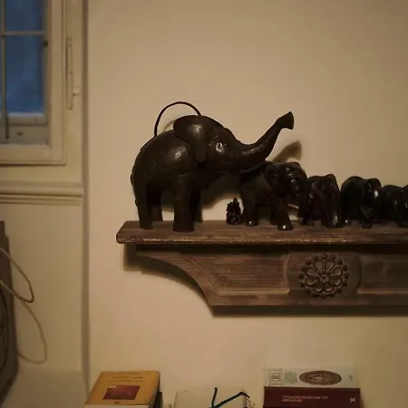 0.3 Stanze Oda ve Kahvaltı 3*