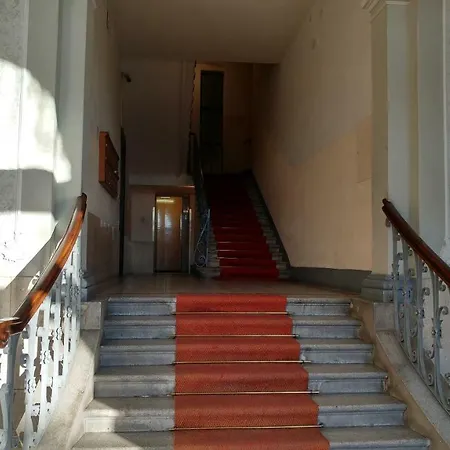 0.3 Stanze Отель типа 